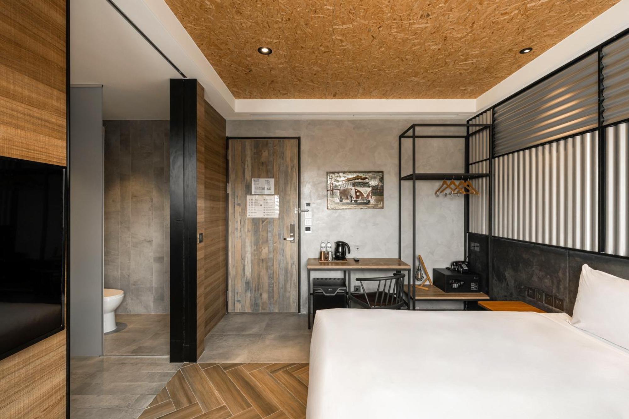 Hotel Leisure 台南行旅-巷弄潮旅 מראה חיצוני תמונה
