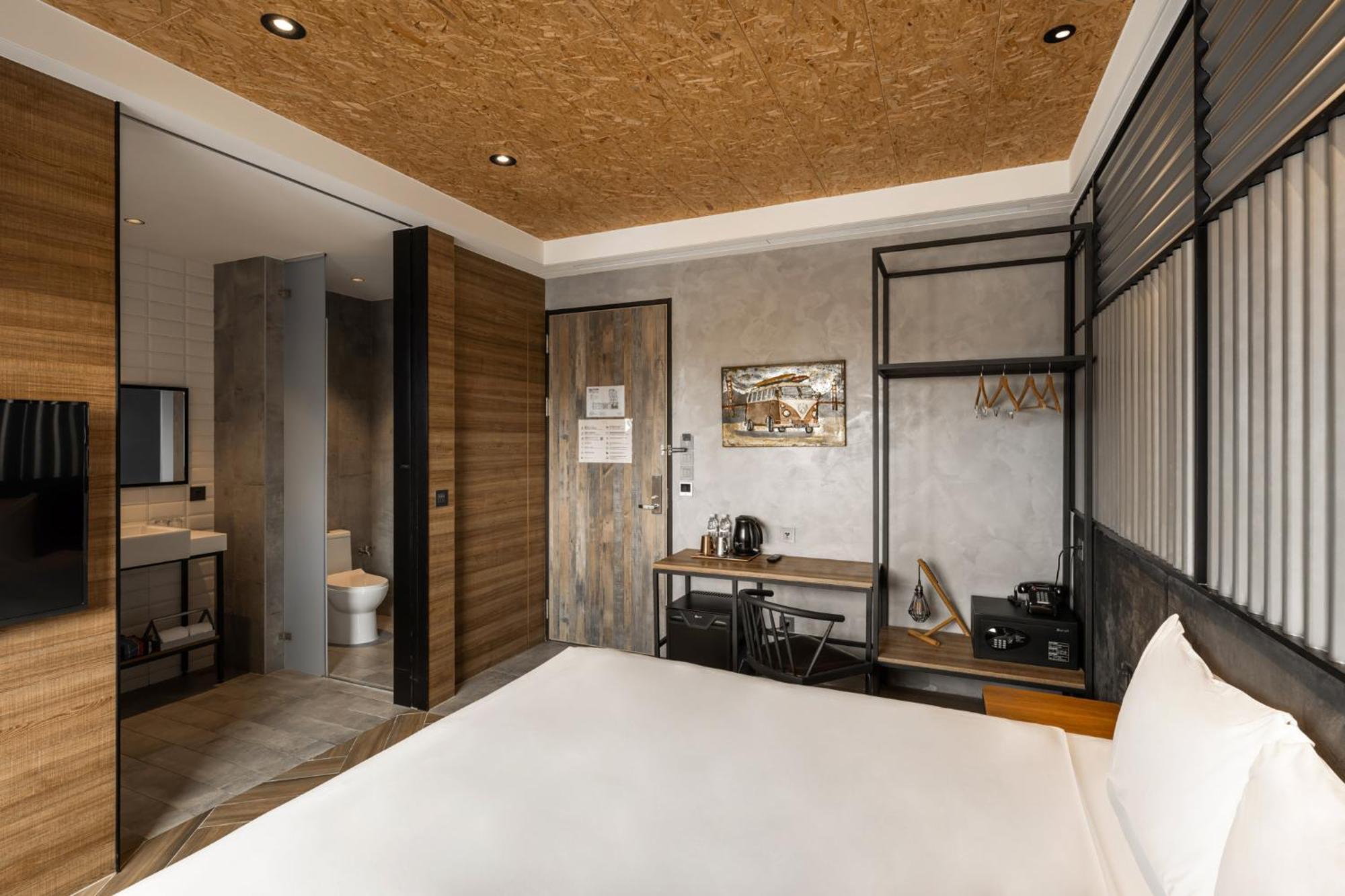 Hotel Leisure 台南行旅-巷弄潮旅 מראה חיצוני תמונה